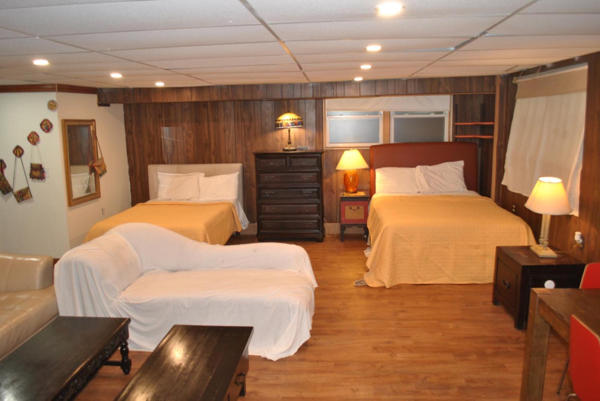 Ewr Airport Multilevel Guest House Room With 2-3 Beds Newark Dış mekan fotoğraf